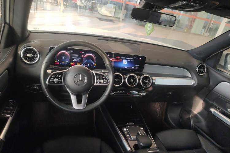 Used Mercedes-Benz GLB 2020 GLB 180 Dynamic Edition
