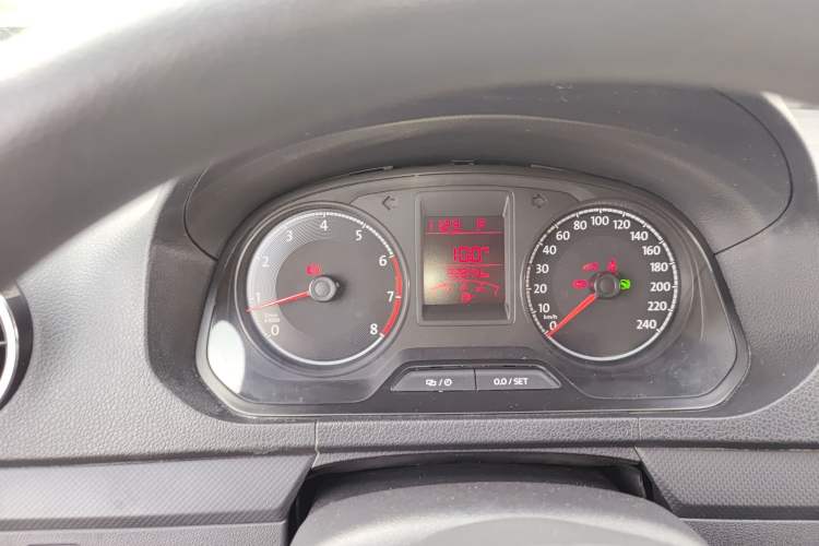 Used Volkswagen Jetta 2017 1.5L Automatic Fashion Model
