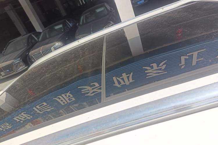 Used BYD Tang 2018 2.0T Automatic SmartConnect Luxury Version 7 Seats China V Standard
