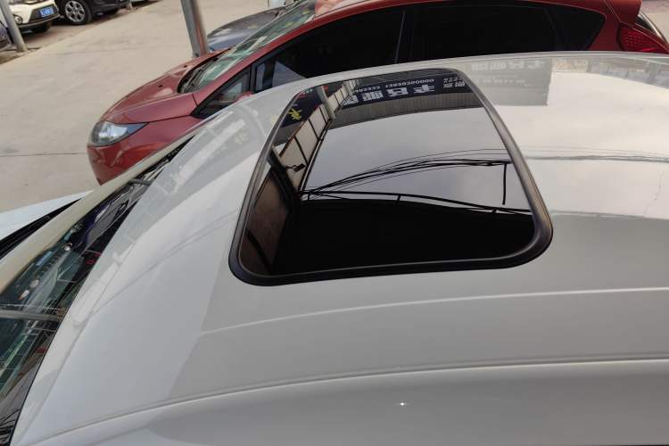 Used Ford Escort 2015 1.5L Automatic Fashion Model