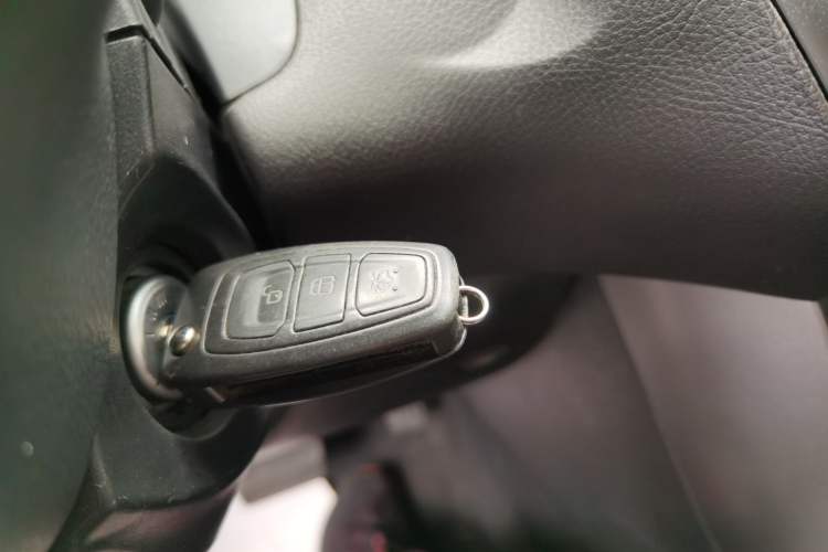 Used Ford Focus 2018 Hatchback Classic 1.6L Automatic Comfort Plus SmartDrive Edition
