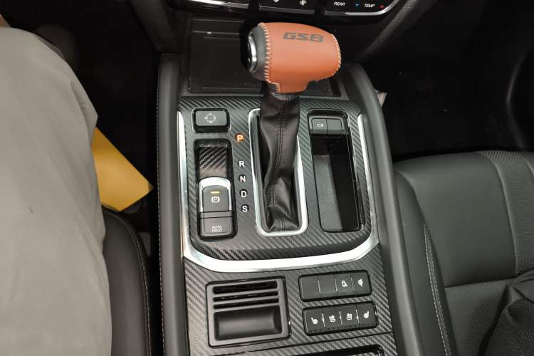 Used GAC Trumpchi GS8 2017 320T Two-Wheel Drive Luxury Smart Connectivity Version (7 Seats)