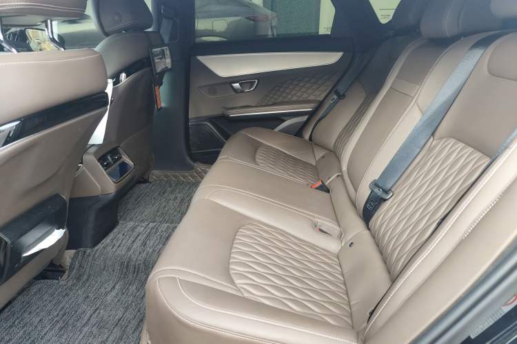 Used BYD Han 2024 EV Glory Edition 506KM Front-Wheel-Drive Premium Model