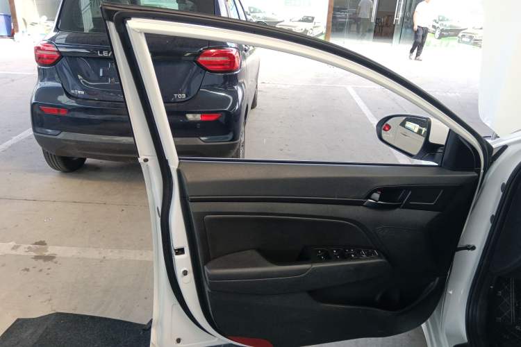 Used Hyundai Elantra 2019 1.4T Dual-Clutch Xuan Dong · Dynamic Model
