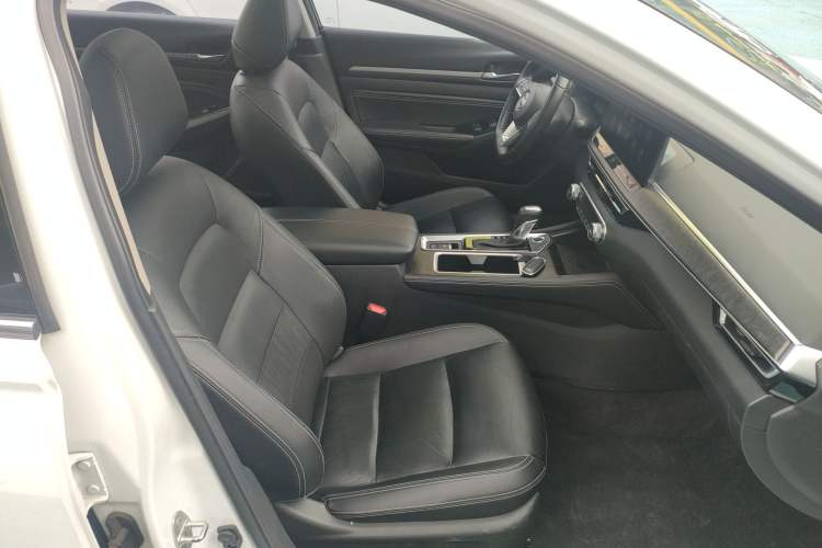 Used Nissan Teana 2022 2.0L XL-TLS Enjoyment Edition
