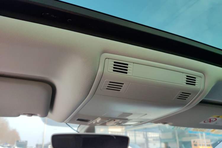 Used Volkswagen Magotan 2018 Facelift 330TSI DSG Luxury Model
