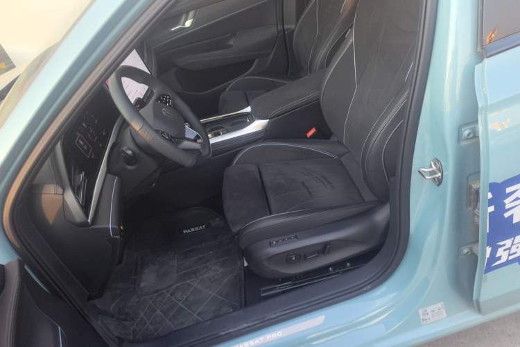 Used Volkswagen Passat 2025 Pro 380TSI Starry Dragon Luxury Edition