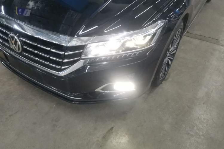 Used Volkswagen Passat 2019 330TSI Luxury Edition China V Standard
