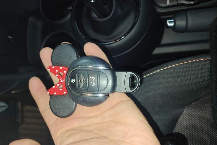 Used  MINI 2018 1.5T ONE
