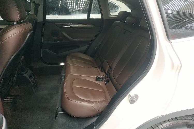 Used BMW X1 2018 sDrive18Li Luxury Model
