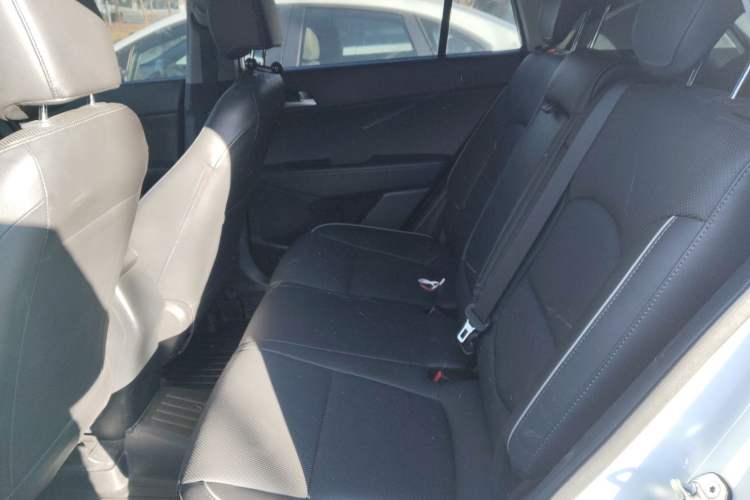 Used Hyundai ix25 2015 1.6L Automatic Two-Wheel Drive Smart GLS Trim
