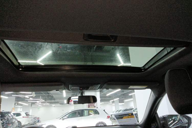 Used Honda Civic 2021 HATCHBACK 220TURBO CVT Dynamic Control
