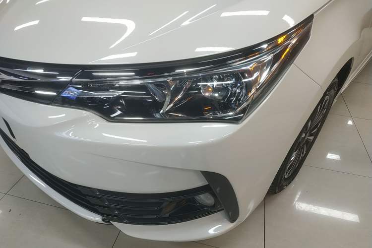 Used Toyota Corolla 2017 Revised Version 1.2T S-CVT GL-i
