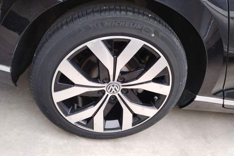 Used Volkswagen Magotan 2017 330TSI DSG Luxury Model