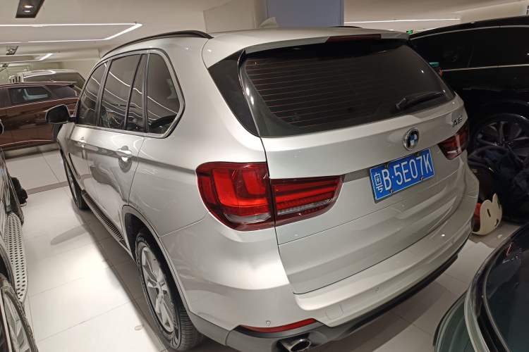 Used BMW X5 2015 xDrive28i
