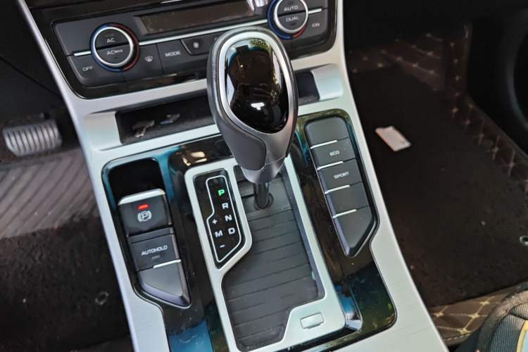 Used Geely Auto Emgrand GL 2019 1.4T CVT Elite Smart Edition
