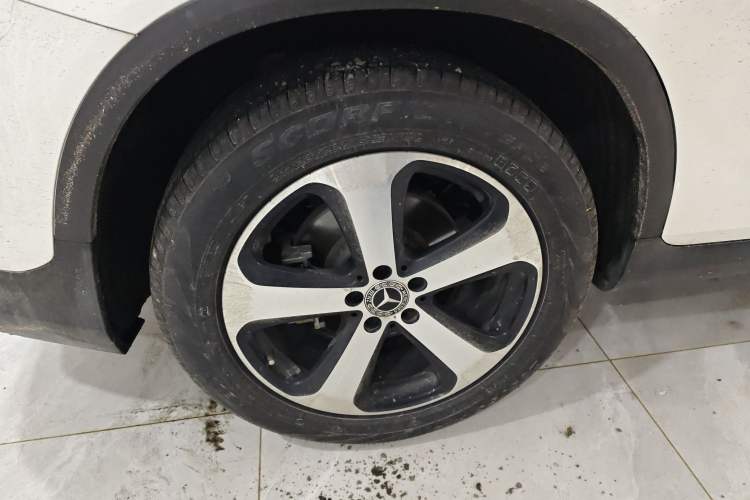 Used Mercedes-Benz GLC Coupe 2017 GLC 200 4MATIC Coupe SUV
