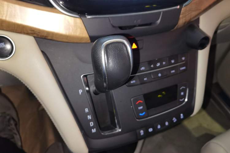 Used Buick GL8 2018 ES 28T Comfort Model China VI Standard
