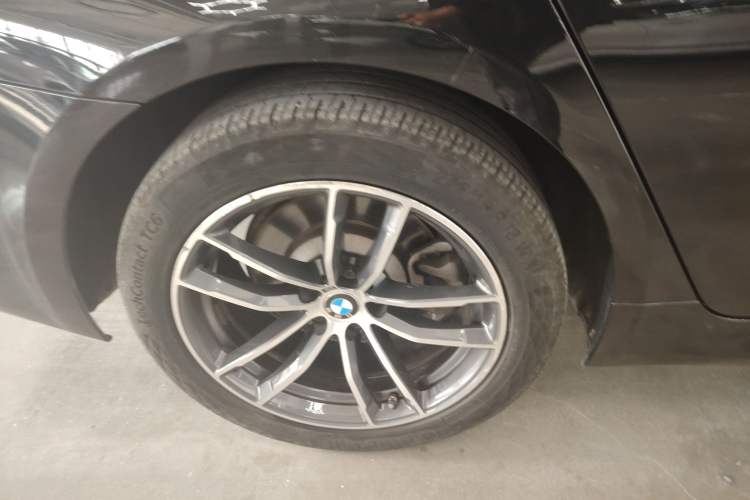 Used BMW 5 Series 2022 Second Facelift 525Li M Sport Package
