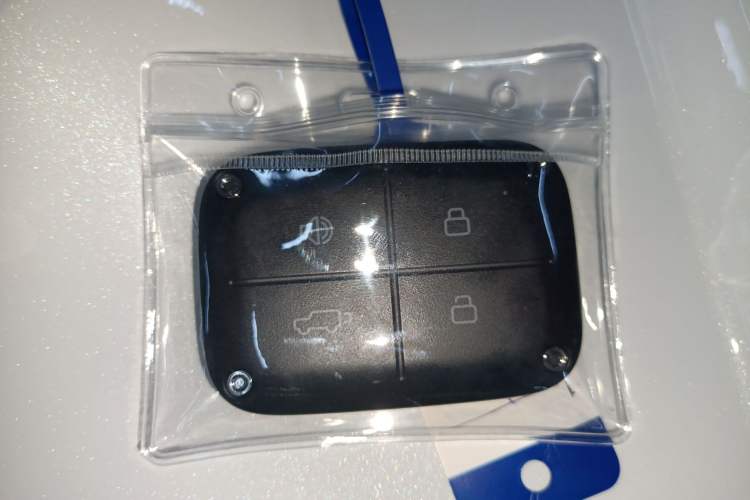 Used  V23 2025 501 Four-Wheel Drive Intelligent Driving Version
