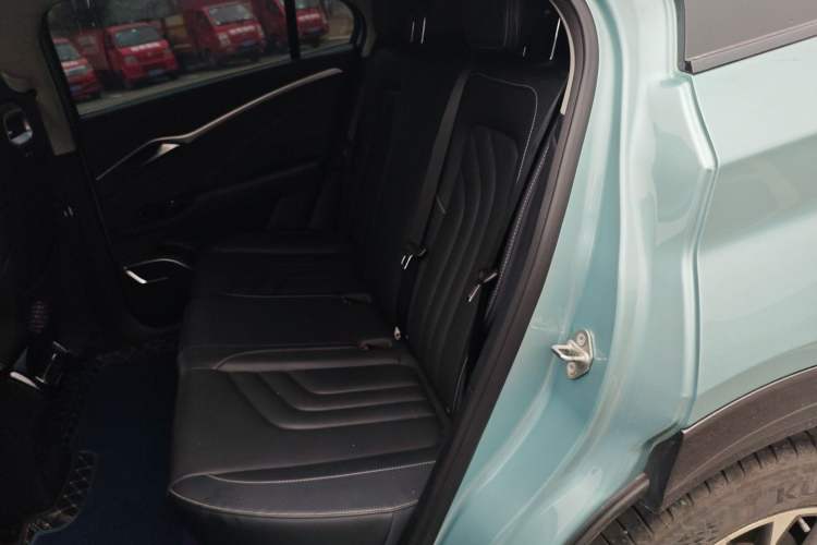 Used NETA U 2022 Zhi 400 Lithium Iron Phosphate