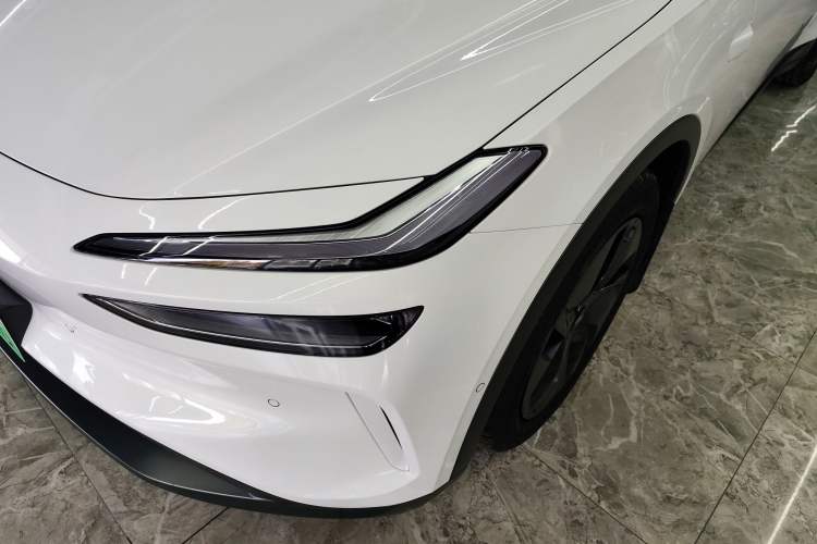 Used ONVO L60 2024 60 kWh Rear-Drive Version
