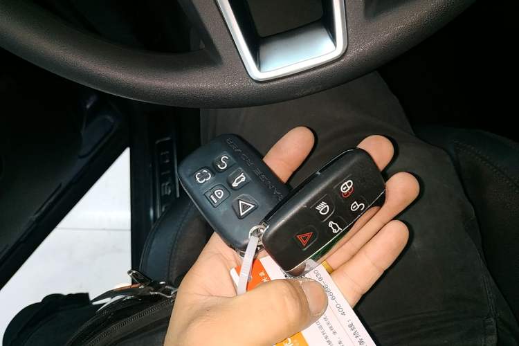 Used Land Rover Discovery Sport 2017 2.0T PURE
