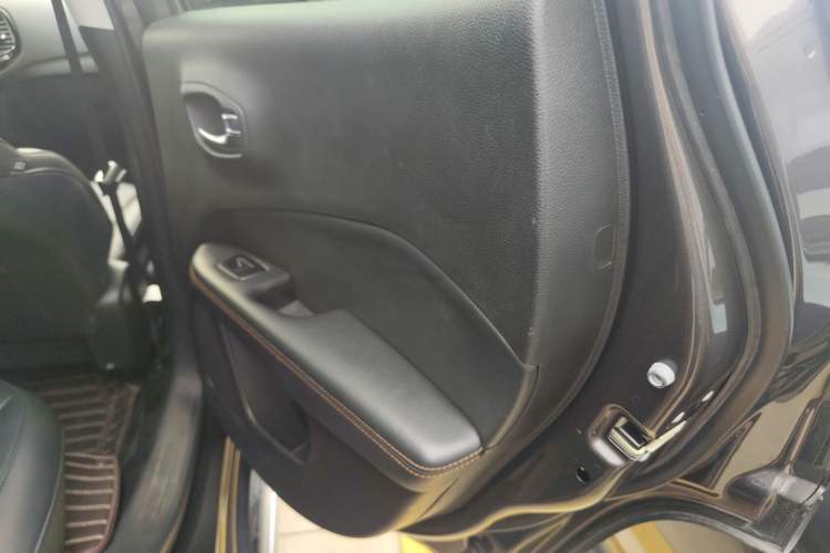 Used  Compass 2019 220T Automatic Family Edition
