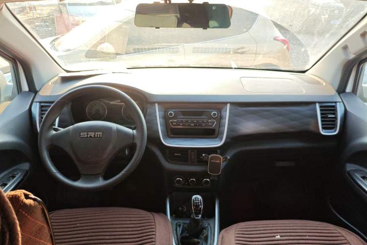 Used Jinbei Gold Hiace M Classic 2022 1.5L Engineering Lion Passenger Vehicle 6 Seats
