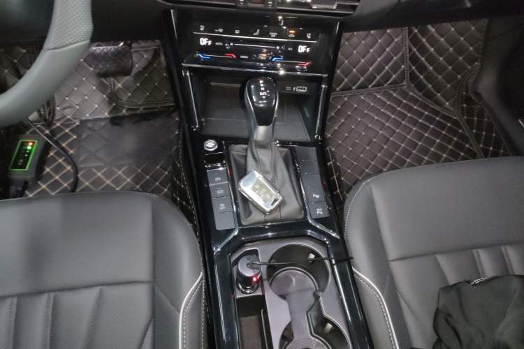 Used Volkswagen Passat 2024 380TSI Dragon Glory Edition
