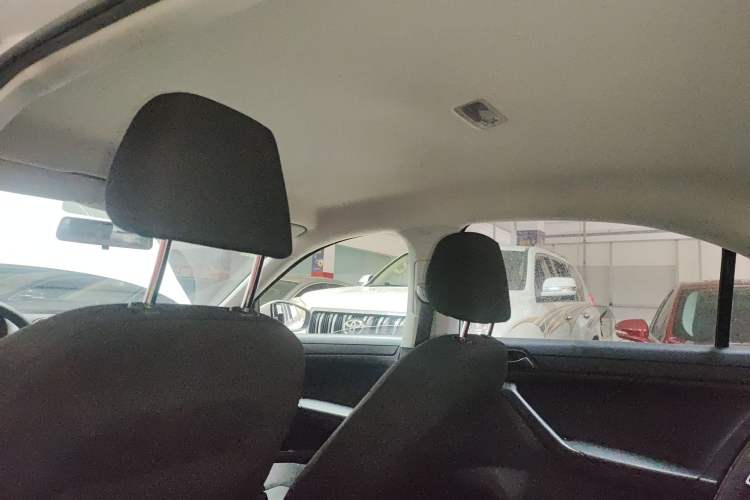 Used Volkswagen Jetta 2019 Dream Edition 1.5L Automatic Fashionable Version
