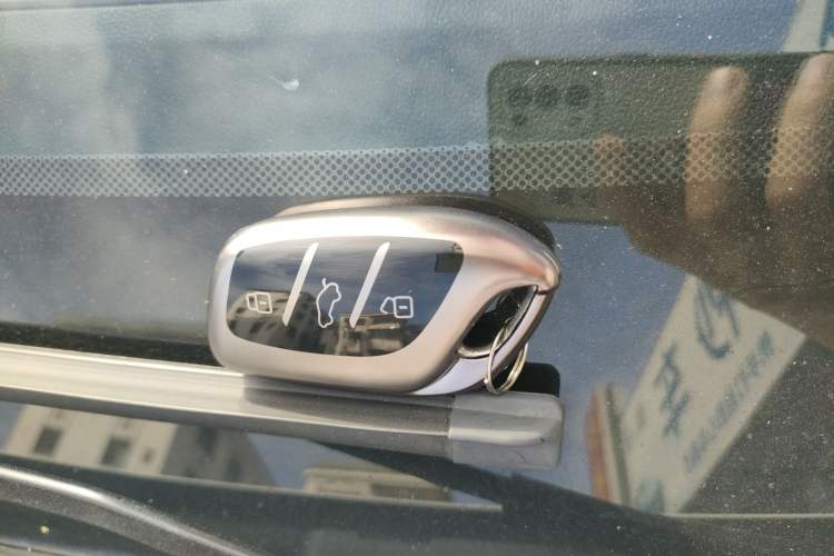 Used Roewe RX5 2020 PLUS 300TGI Automatic Ali National Style Luxury Edition