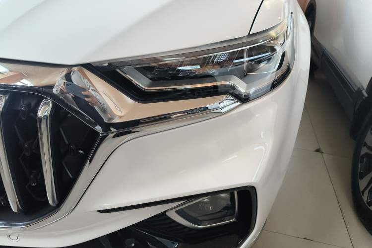 Used Hongqi HS5 2022 Revised Version 2.0T Smart Connect Flagship Edition