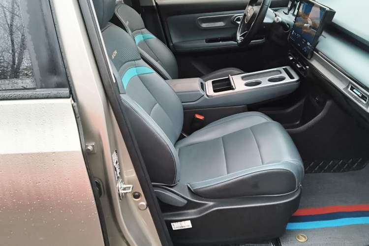 Used AION Y 2022 Plus 70 Smart Edition