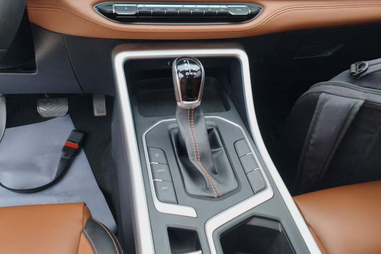 Used Geely Auto Vision X6 2020 1.4T CVT Luxury Edition
