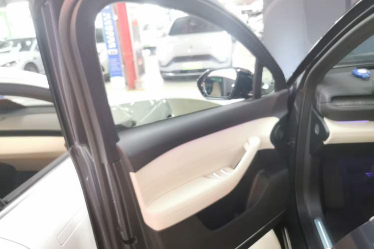 Used Nio ES6 2024 75 kWh
