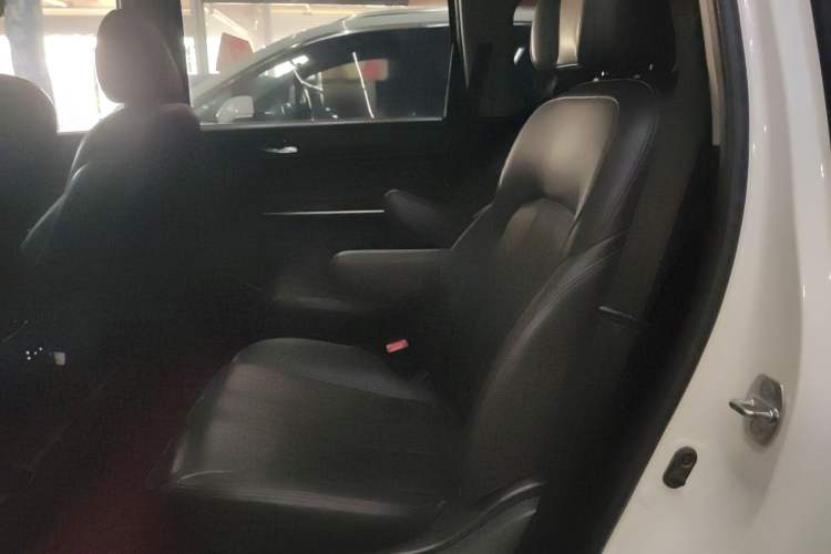 Used GAC Trumpchi M6 2019 270T Automatic Luxury Edition (7-seater) China V Standard
