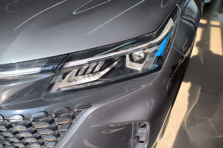 Used  E5 2024 Honor Edition 100KM Premium Model 7 Seats
