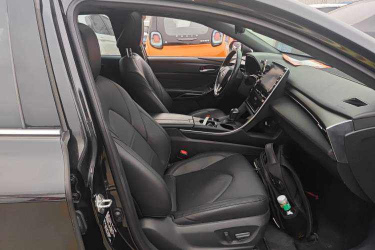 Used Toyota Avalon 2019 2.0L XLE Premium Edition China VI
