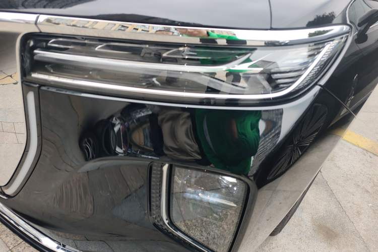 Used Hongqi H9 2025 2.0T Two-Wheel Drive Flagship Luxury Business Edition 5 Seats