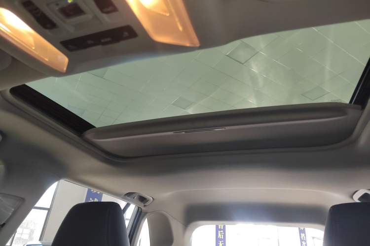 Used Toyota RAV4 2021 2.0L CVT Two-Wheel Drive Fashion Edition