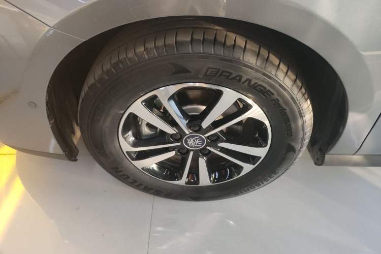 Used BYD Qin PLUS 2025 DM-i Smart Drive 120KM Superior Model
