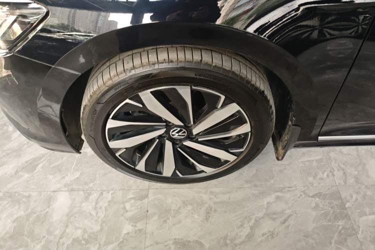 Used Volkswagen Passat 2024 380TSI Dragon Edition
