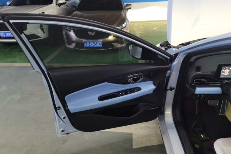 Used GAC Trumpchi EMPOW 2023 Shadow Leopard H Smart Hybrid Edition
