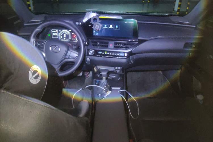 Used Lexus UX 2022 260h Explore Edition