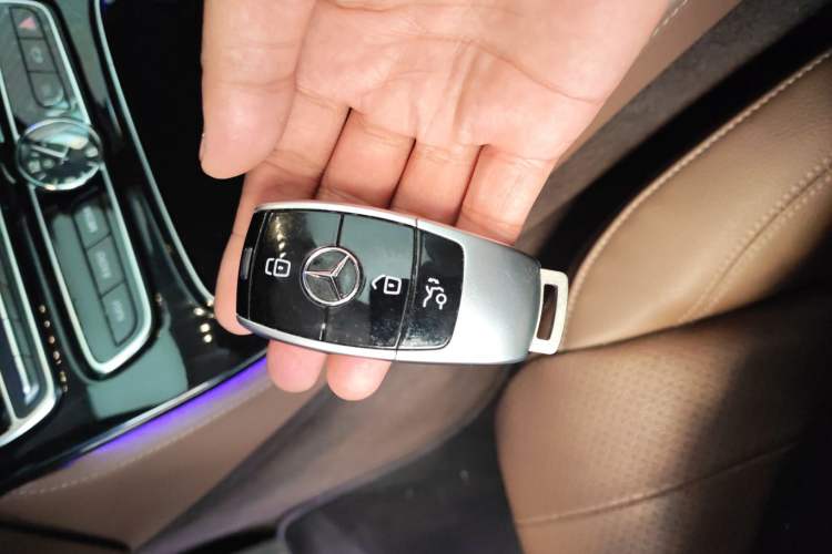 Used Mercedes-Benz E-Class 2017 E 300 L Luxury Model