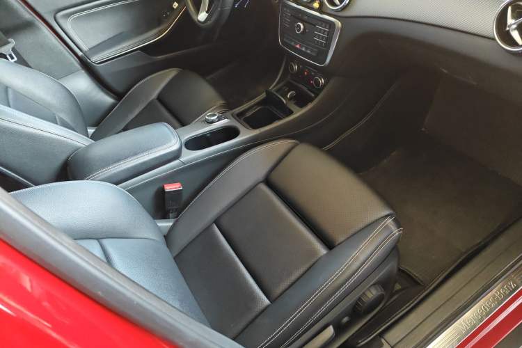 Used Mercedes-Benz GLA 2016 GLA 200 Fashion Model
