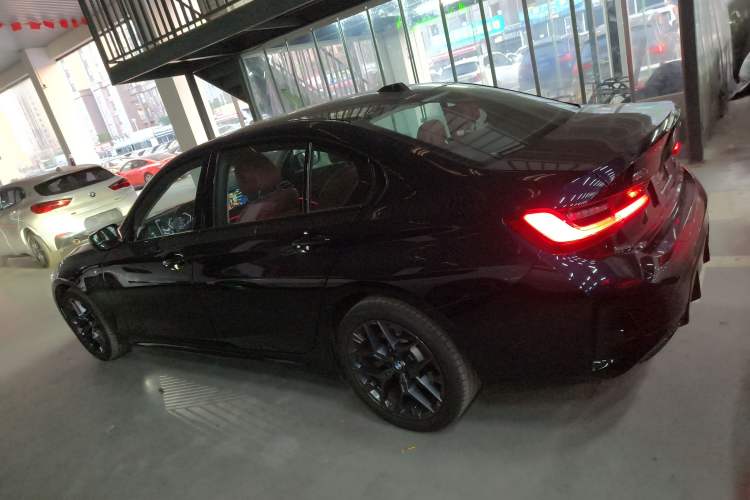 Used BMW 3 Series 2025 330Li M Sport Shadowline Package