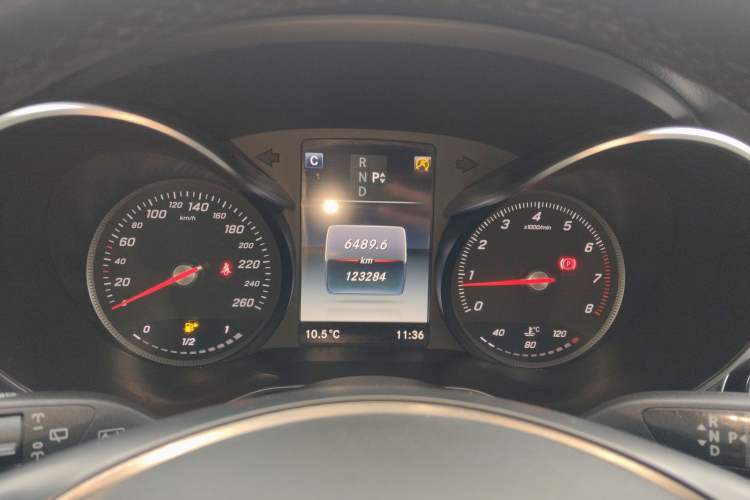 Used Mercedes-Benz GLC 2019 GLC 260 L 4MATIC Dynamic Model