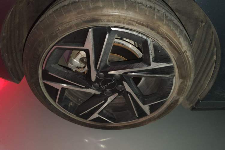 Used Lynk & Co 07 2024 EM-P 126 Long-Range Halo
